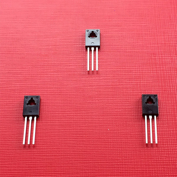 三極管與MOS管這么相似，能夠替換使用嗎？